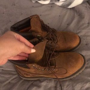 Women’s timberlands size 8